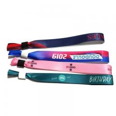 Clip plastique bloc bracelet