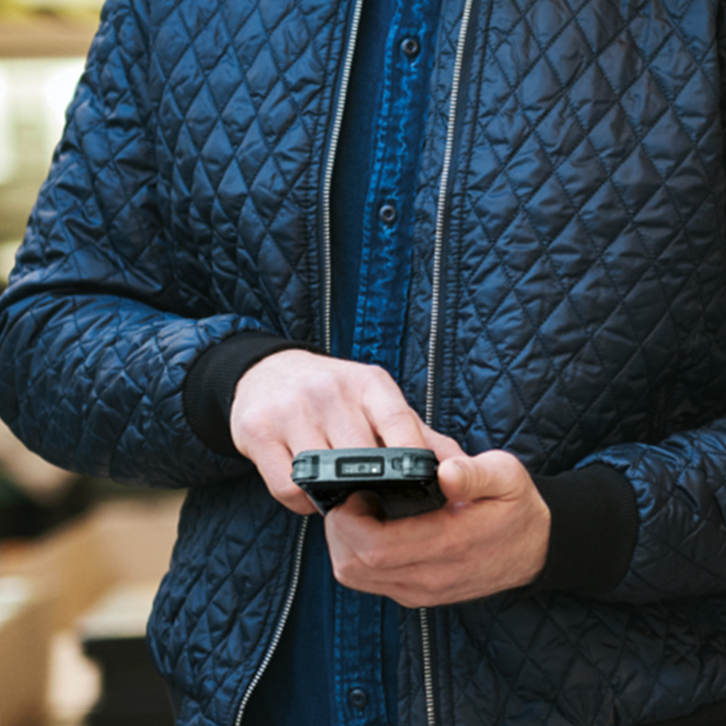 Exemple d'utilisation dans un magasin du smartphone durci Newland MT90 Orca Series Pro, Pro ll, Orca ll, Orca lll